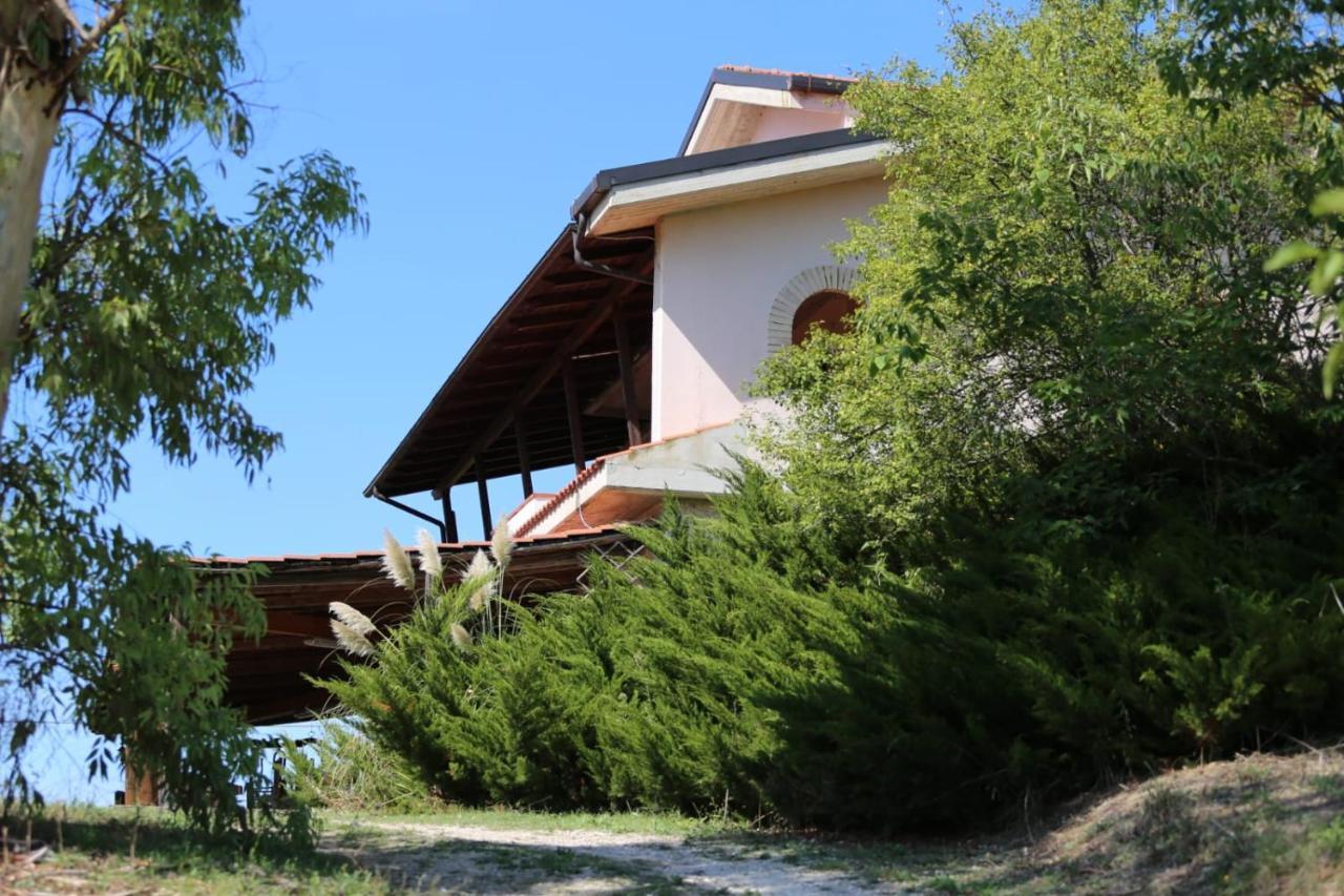 Manuel Suites Pianella  Extérieur photo